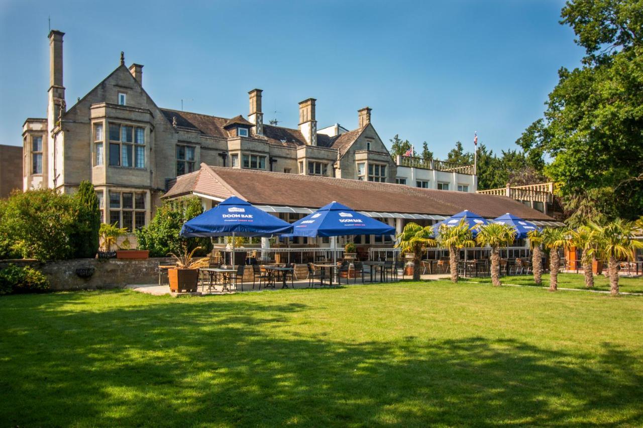 Westone Manor Hotel 3*