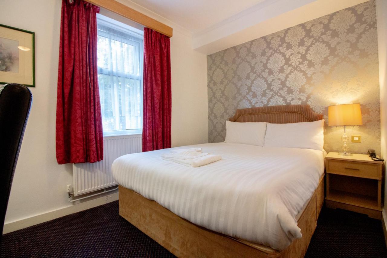 Westone Manor Hotel Northampton