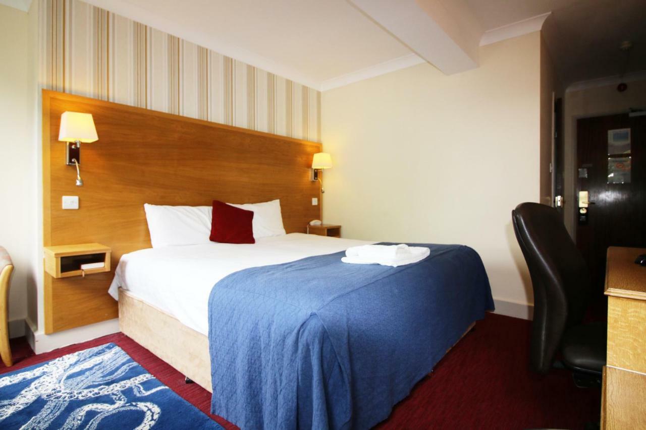 Westone Manor Hotel Northampton