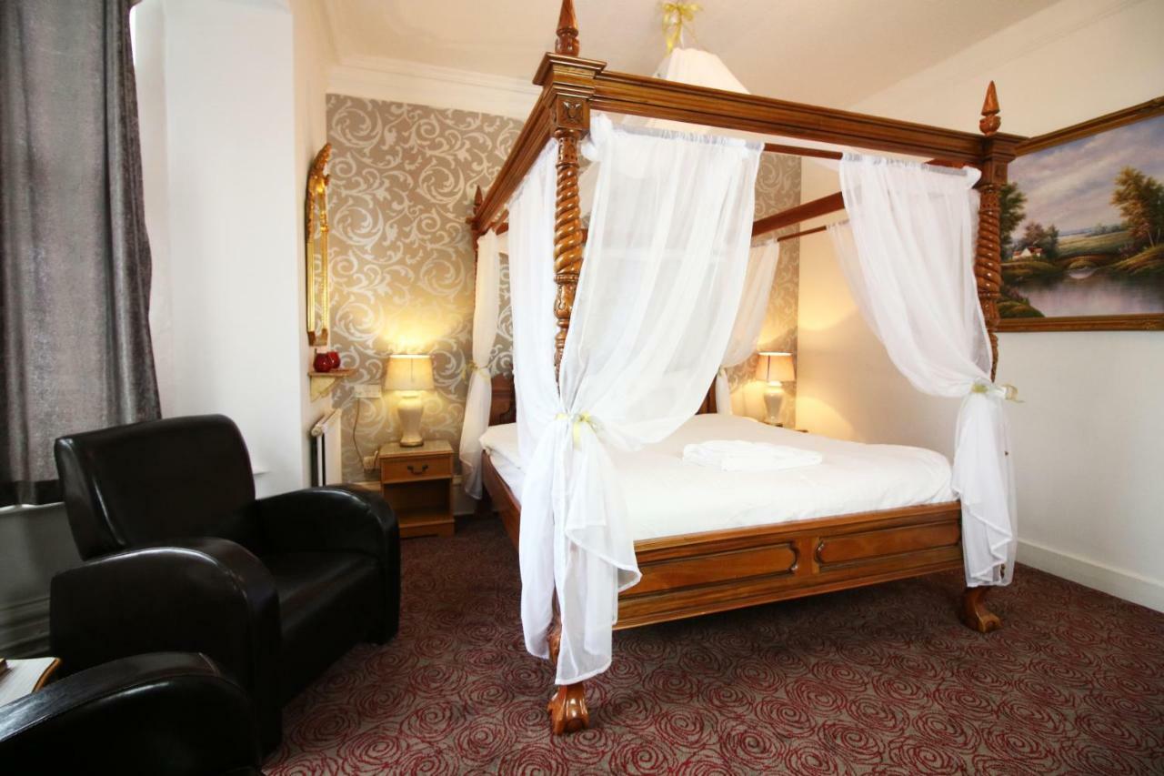 Westone Manor Hotel Northampton