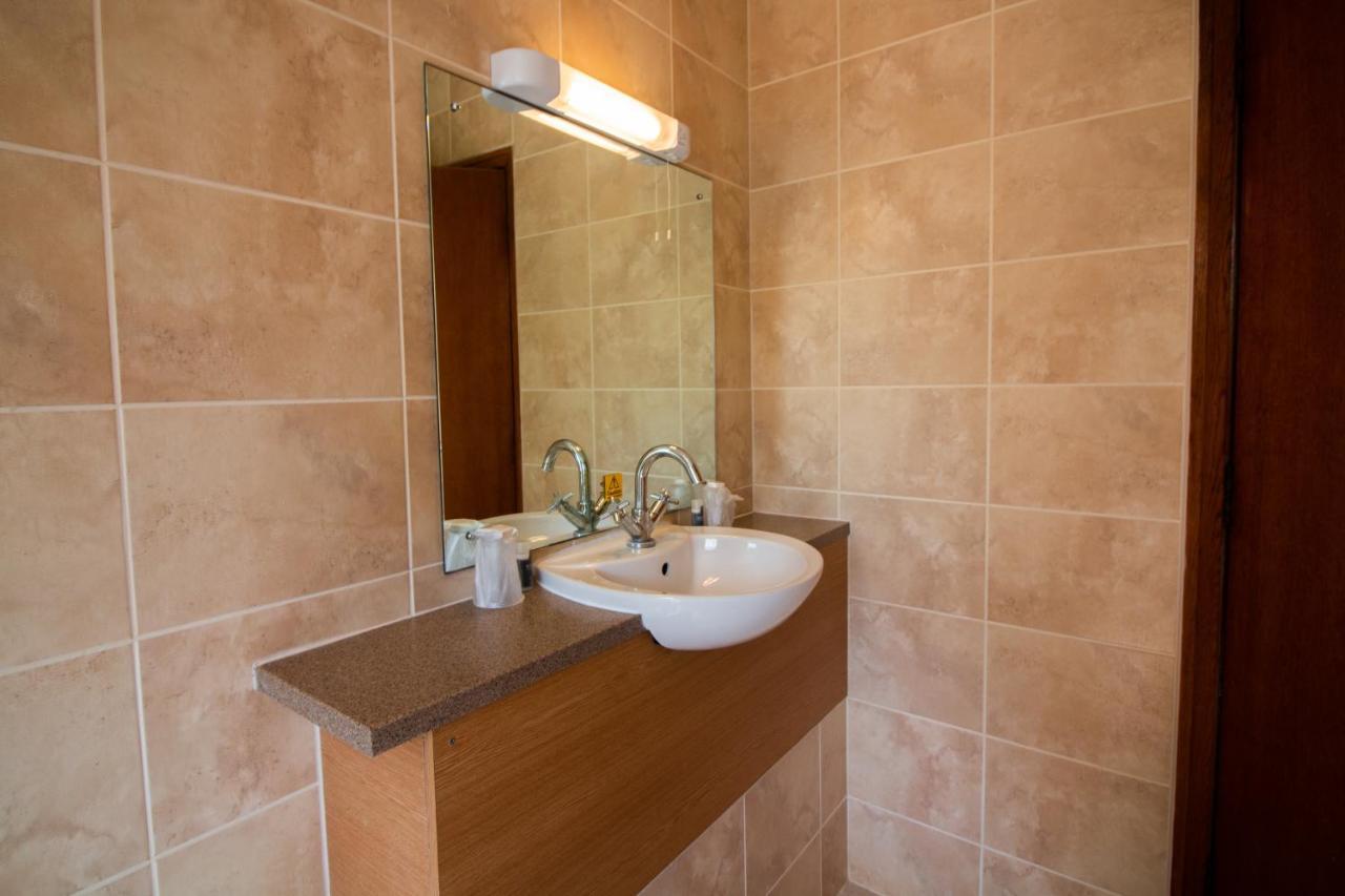 Westone Manor 3* Northampton